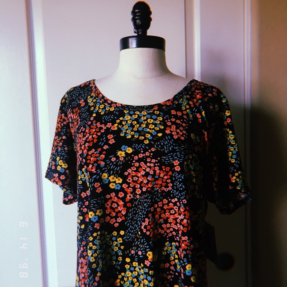 Cute Spring Top🌺